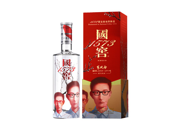 石家庄回收国窖1573·艺术新春酒·东方面